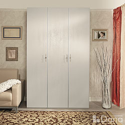 шкаф 3-х дверный Palmari P2620 с молдингами цвет 2 светло-серый